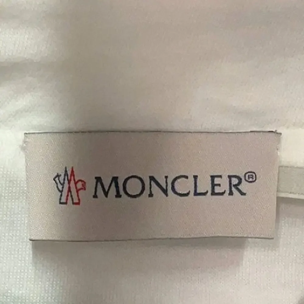 Authentic Moncler White Toddler Full Zip Jacket Size 2 Goose Down